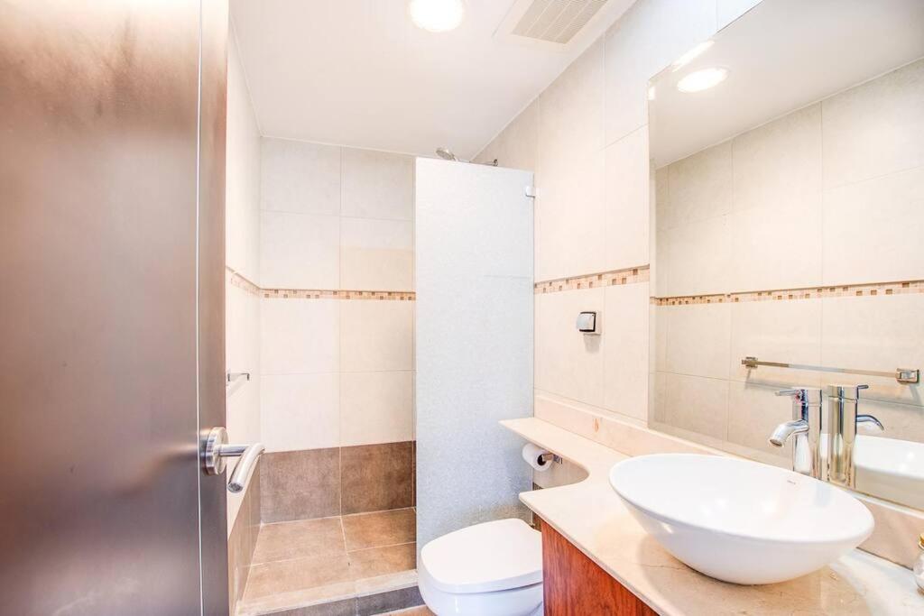 Apartment Cr Mariposa Cozy Retreat With Pool,tennis,gym,free Wifi *